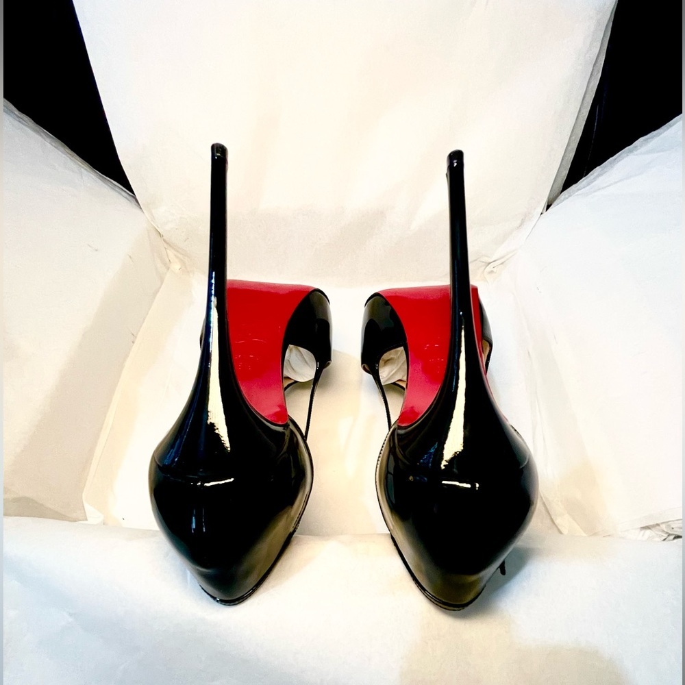 Christian Louboutin ankle strap cage peeptoe pumps. Glossy patent black
38.5 - Picture 10 of 14